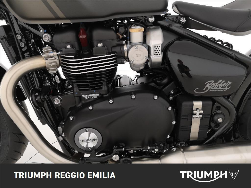 TRIUMPH Bonneville 1200 Bobber 