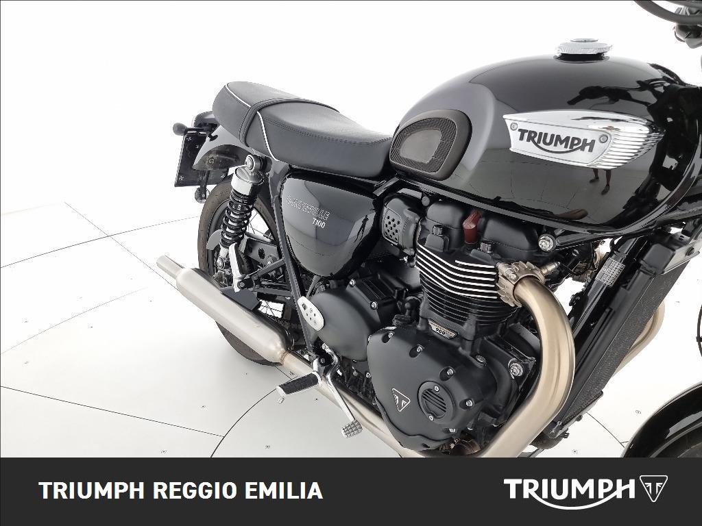 TRIUMPH Bonneville 900 T100 