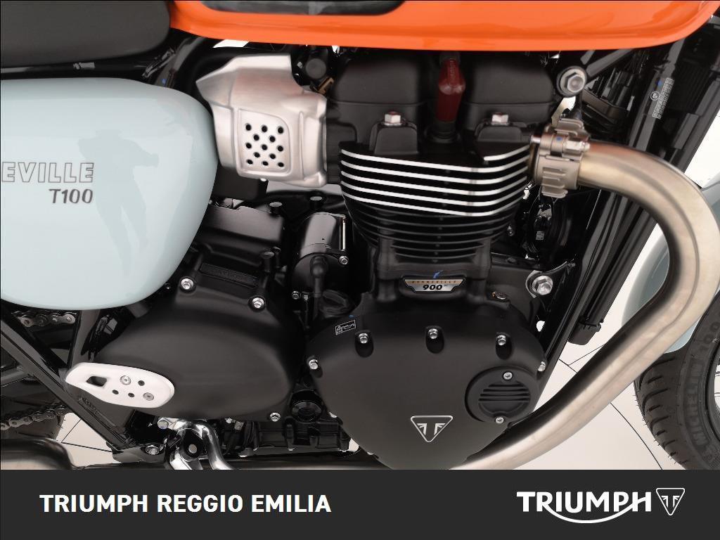TRIUMPH Bonneville 900 T100 