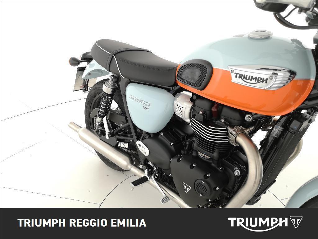 TRIUMPH Bonneville 900 T100 