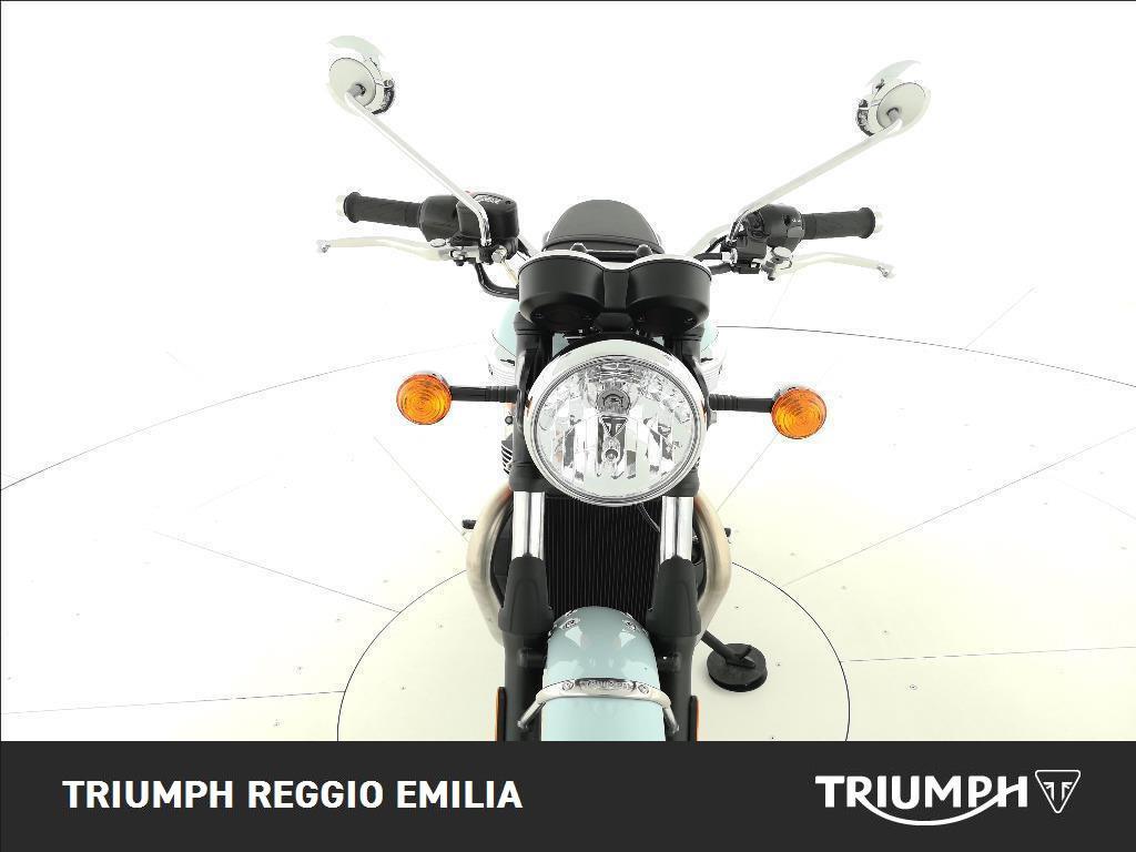 TRIUMPH Bonneville 900 T100 