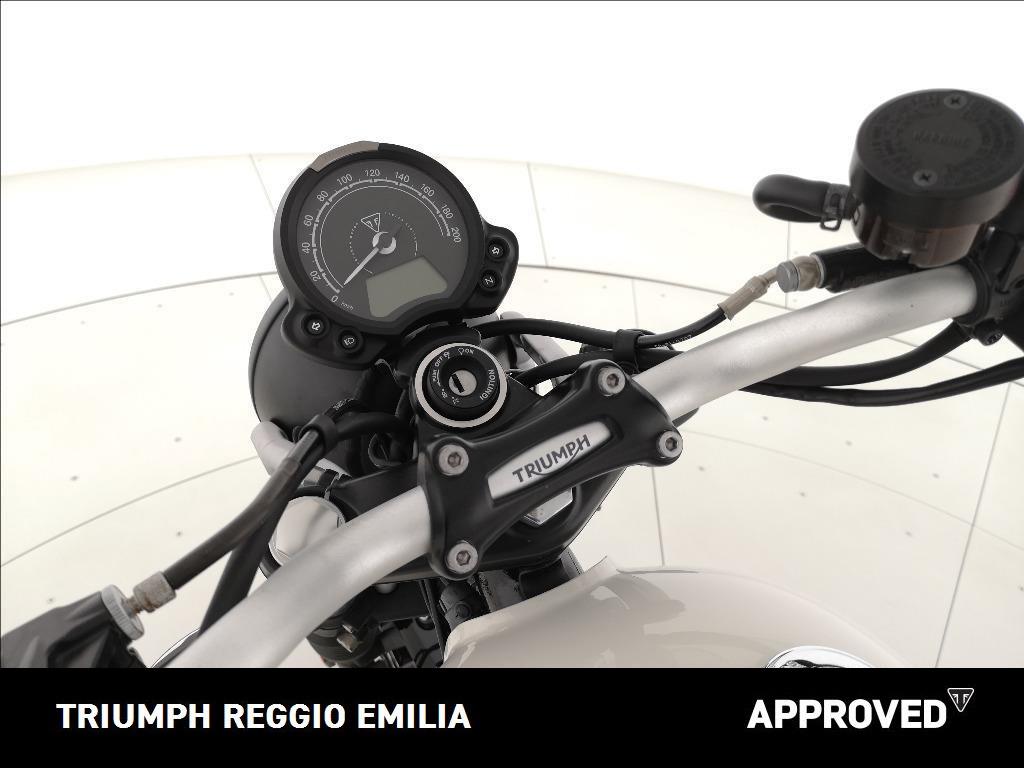 TRIUMPH Street Scrambler 900 