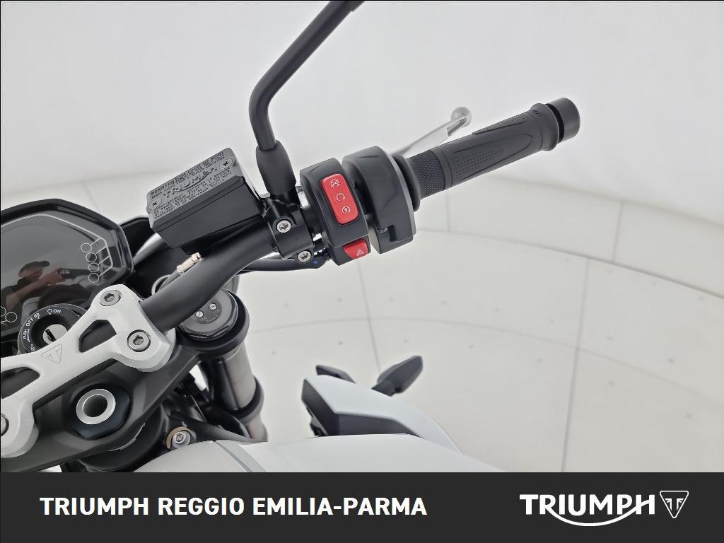 TRIUMPH Street Triple 765 R