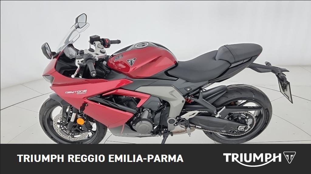 TRIUMPH Daytona 660 Abs