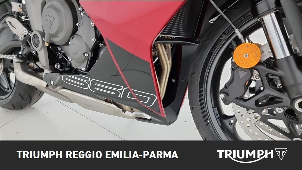 TRIUMPH Daytona 660 Abs