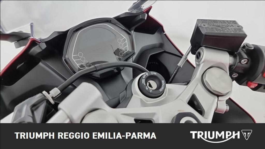 TRIUMPH Daytona 660 Abs