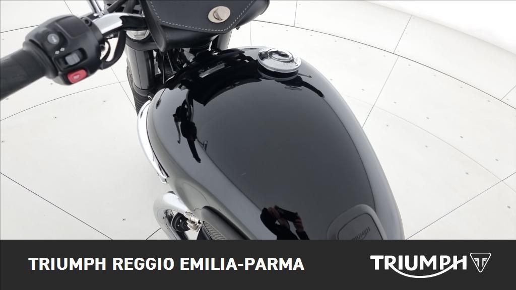 TRIUMPH Bonneville 900 T100 