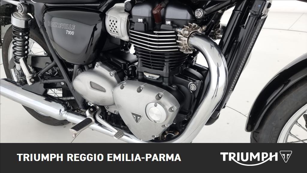TRIUMPH Bonneville 900 T100 