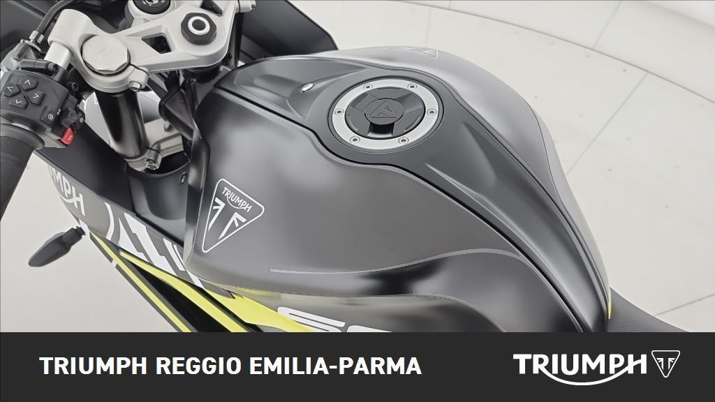 TRIUMPH Daytona 660 Abs