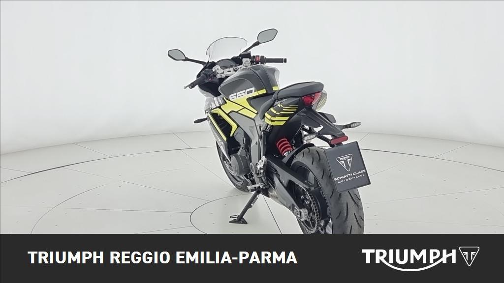 TRIUMPH Daytona 660 Abs