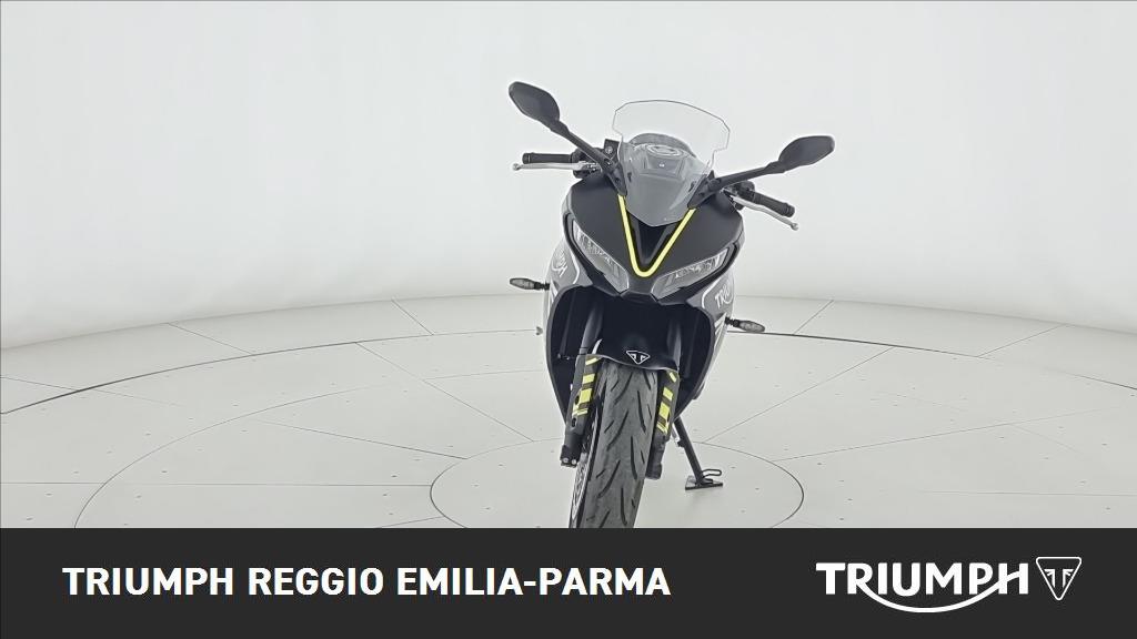 TRIUMPH Daytona 660 Abs