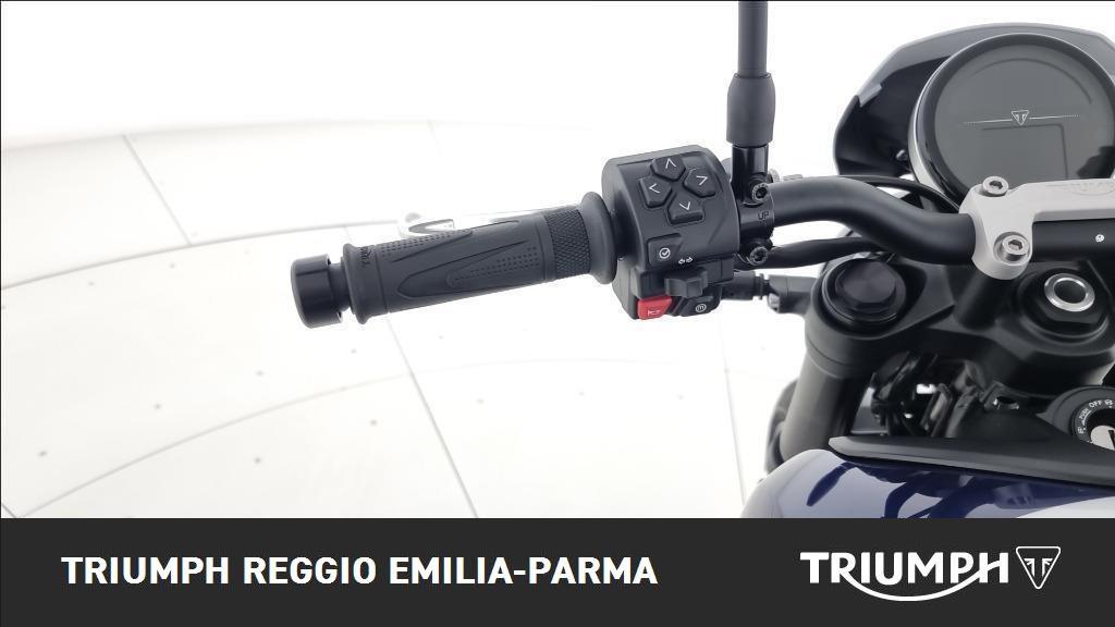 TRIUMPH Trident 660 Triple Tribute Abs