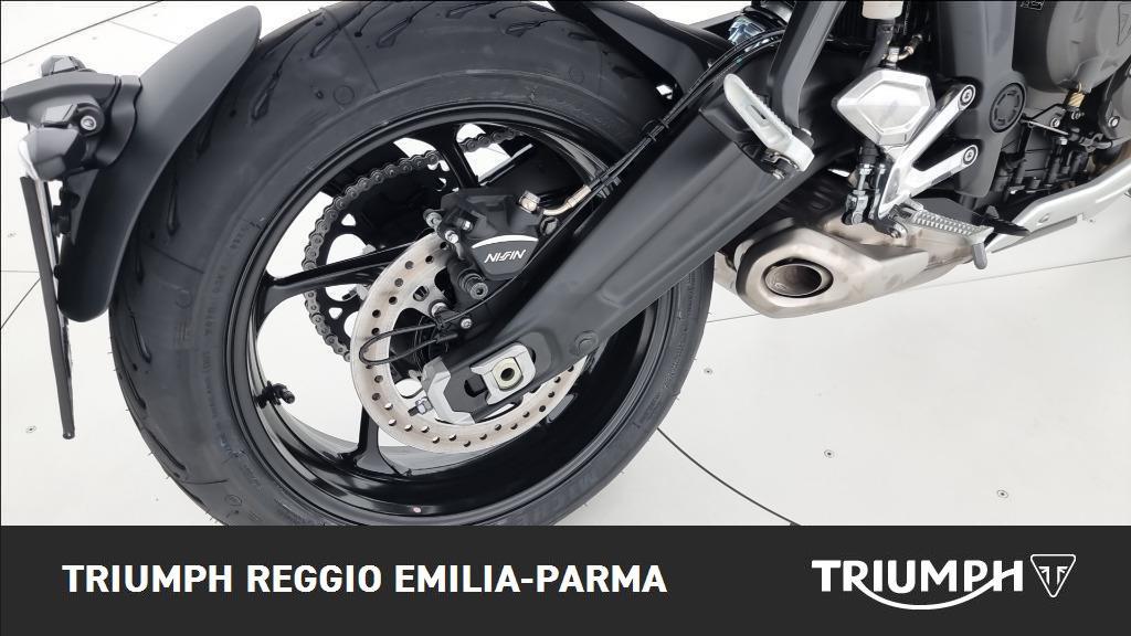 TRIUMPH Trident 660 Triple Tribute Abs
