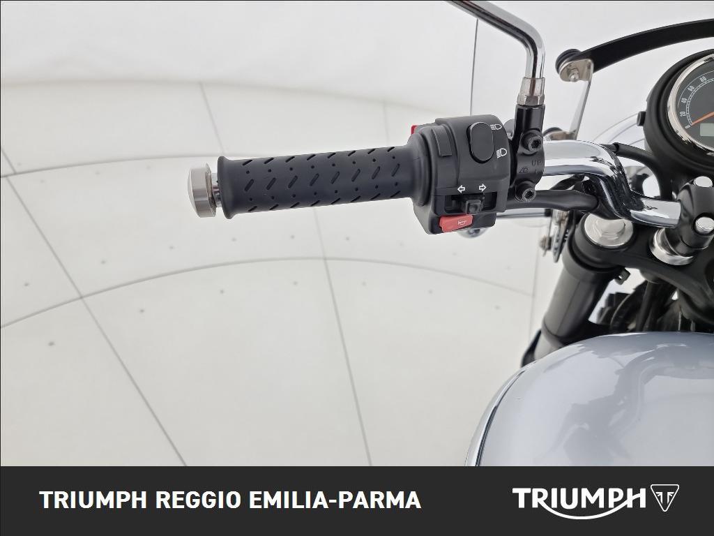 TRIUMPH Bonneville 865 SE