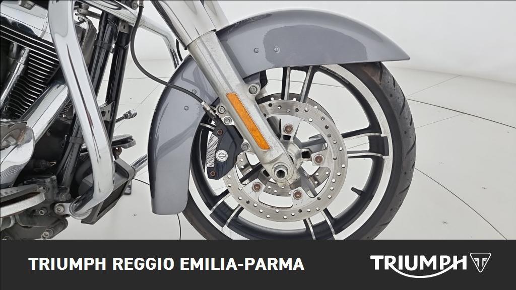 HARLEY DAVIDSON Street Glide 1690 abs