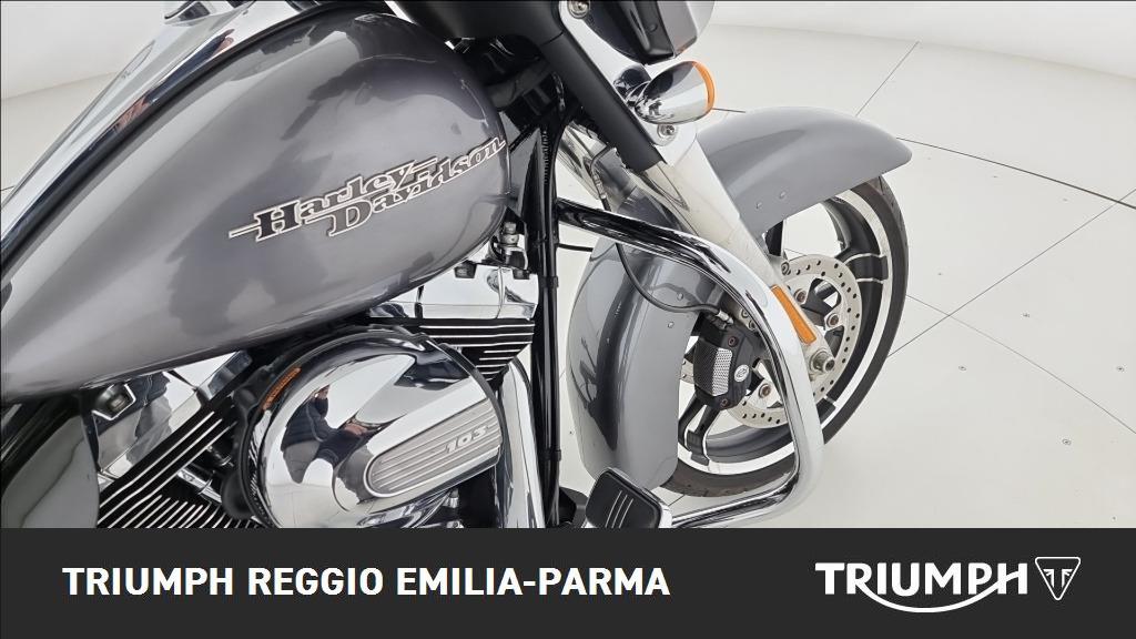 HARLEY DAVIDSON Street Glide 1690 abs