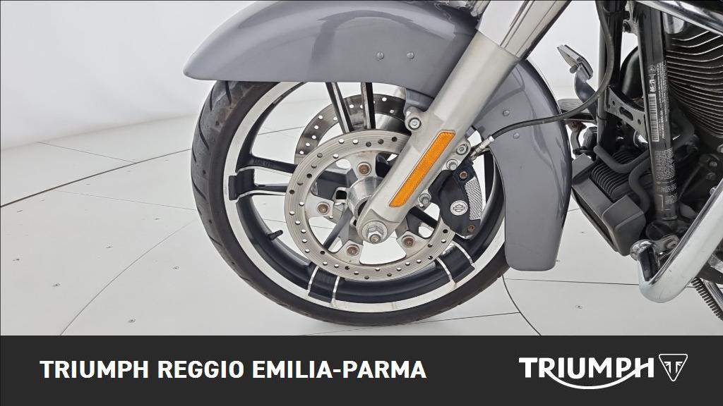HARLEY DAVIDSON Street Glide 1690 abs