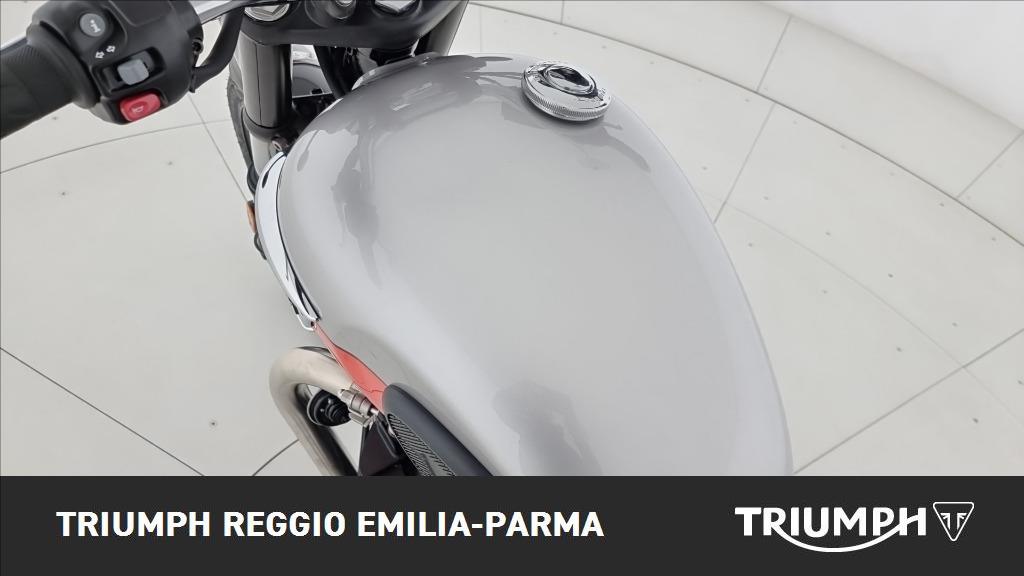 TRIUMPH Bonneville 900 T100 Aluminium/Baja Orange E5+