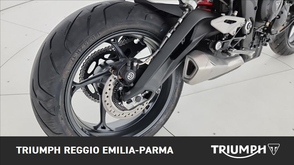TRIUMPH Street Triple 675 R