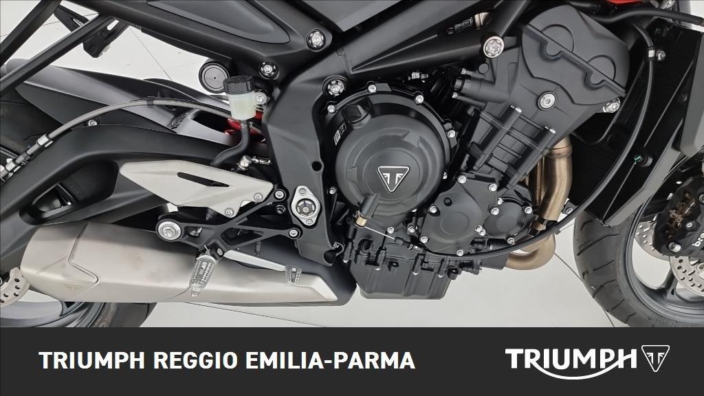 TRIUMPH Street Triple 675 R