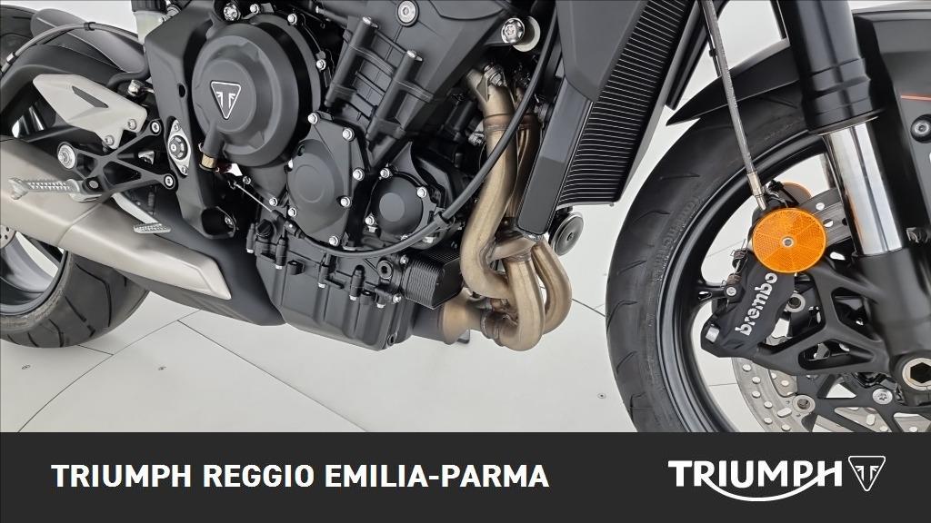 TRIUMPH Street Triple 675 R