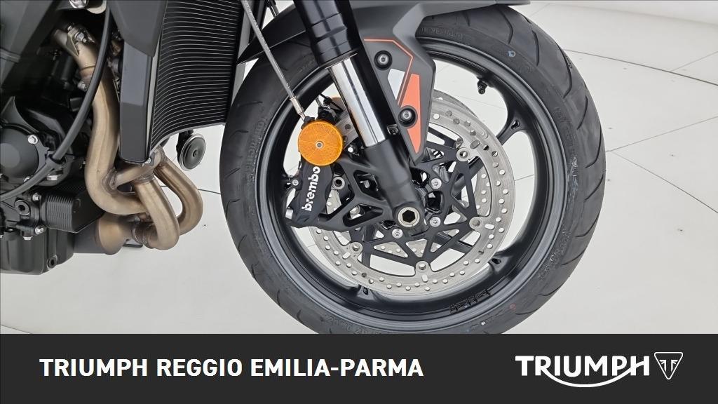 TRIUMPH Street Triple 675 R