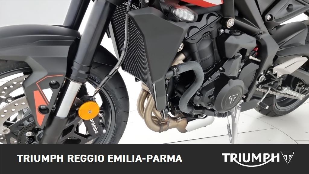 TRIUMPH Street Triple 675 R