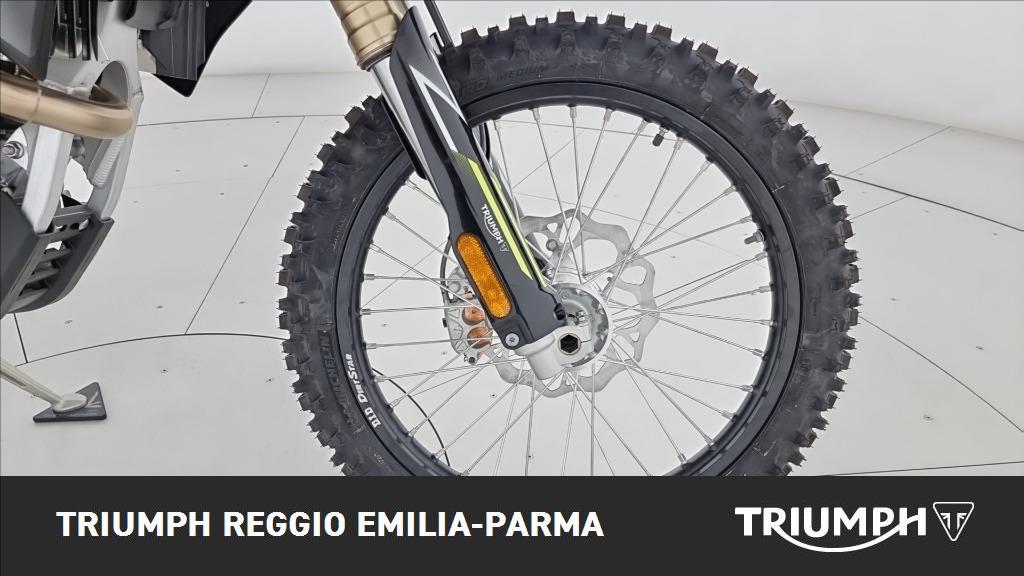 TRIUMPH TF 250 E Abs