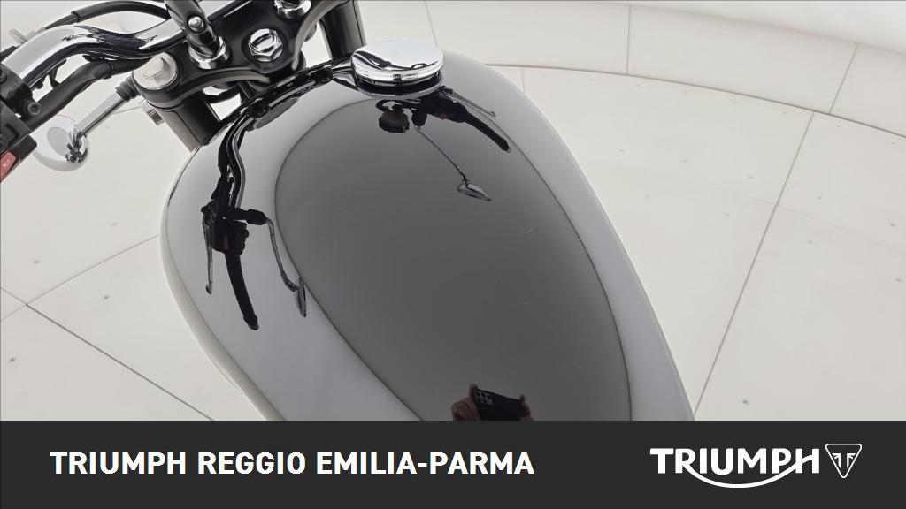 TRIUMPH Bonneville 865 SE