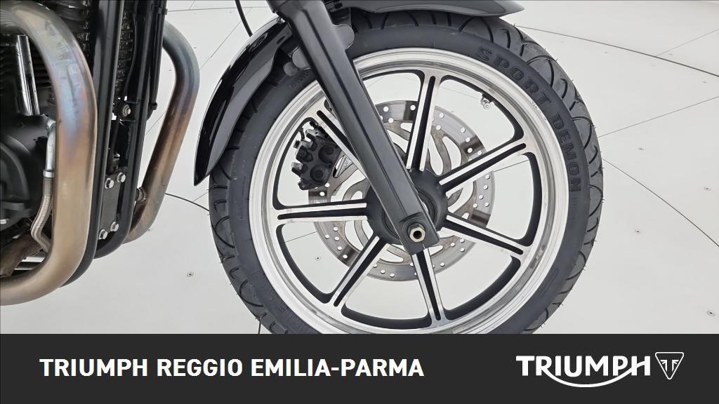 TRIUMPH Bonneville 865 SE
