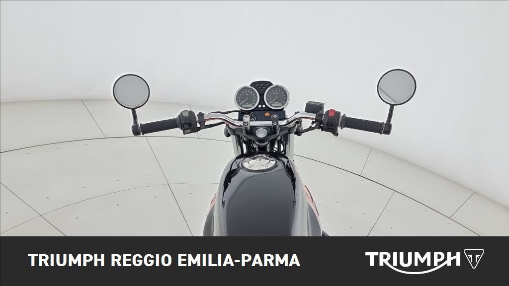 MOTO GUZZI V7 750 Stone