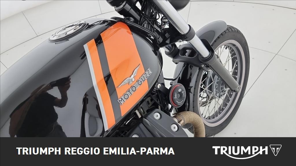 MOTO GUZZI V7 750 Stone