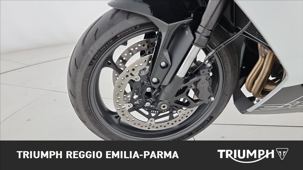 TRIUMPH Daytona 660 Abs