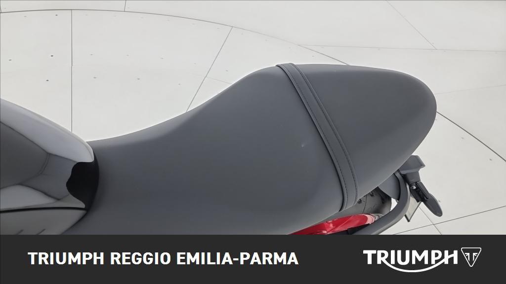 TRIUMPH Trident 660 Triple Tribute Abs