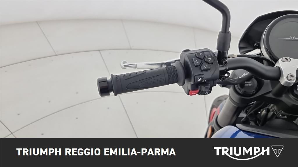 TRIUMPH Trident 660 Triple Tribute Abs