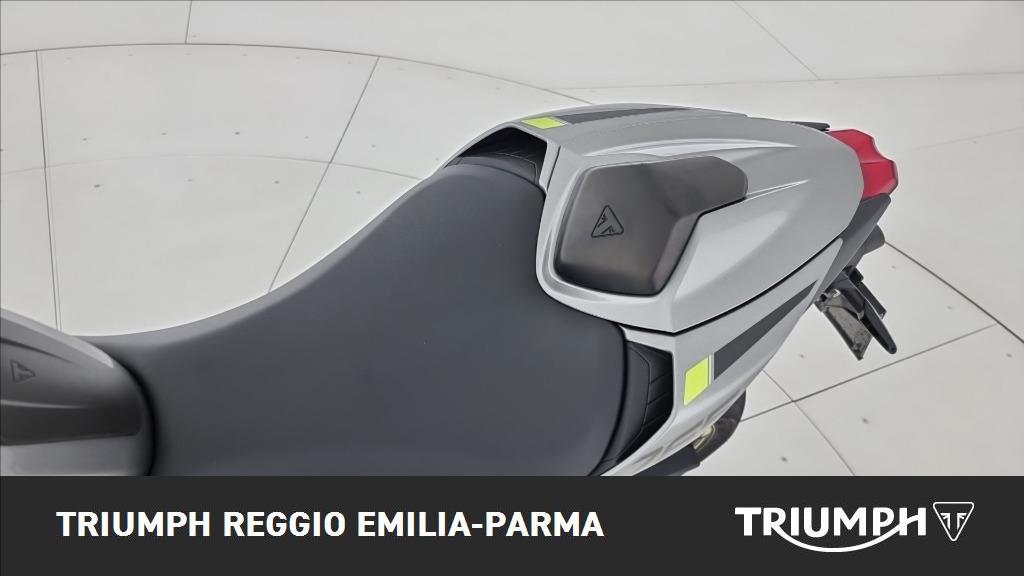 TRIUMPH Street Triple 765 R