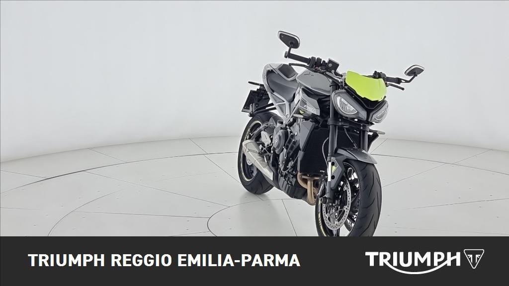 TRIUMPH Street Triple 765 R