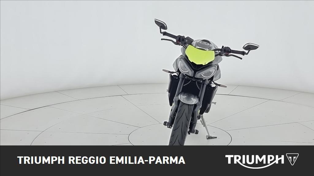 TRIUMPH Street Triple 765 R