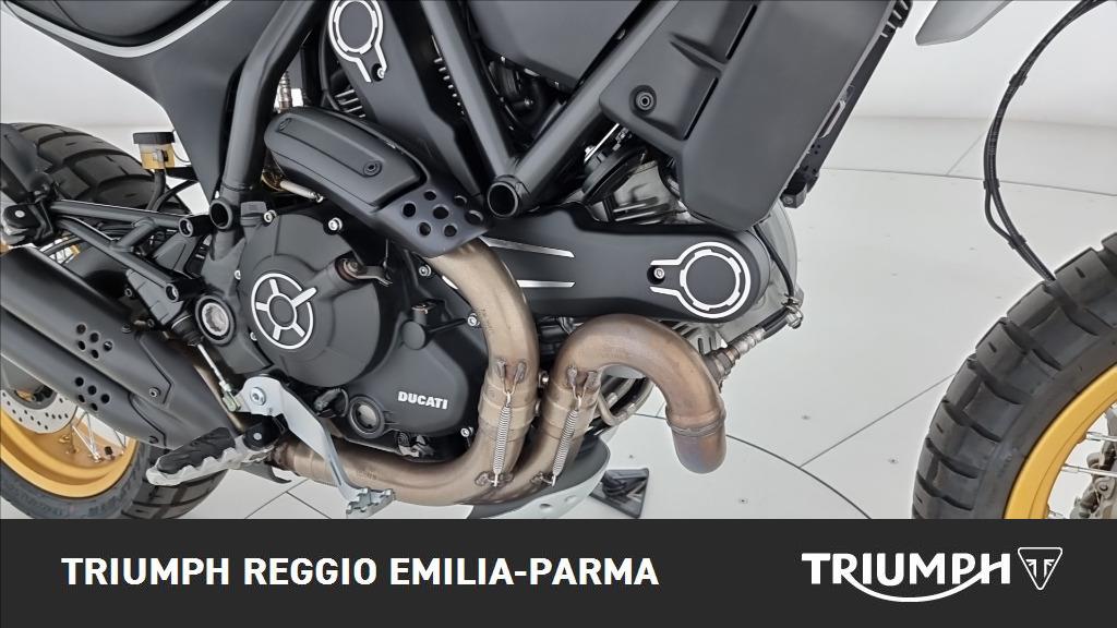 DUCATI Scrambler 800 Desert Sled Red