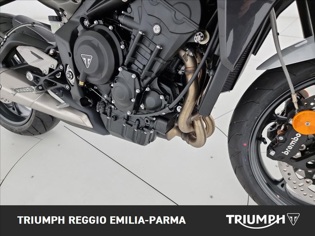 TRIUMPH Street Triple 765 R