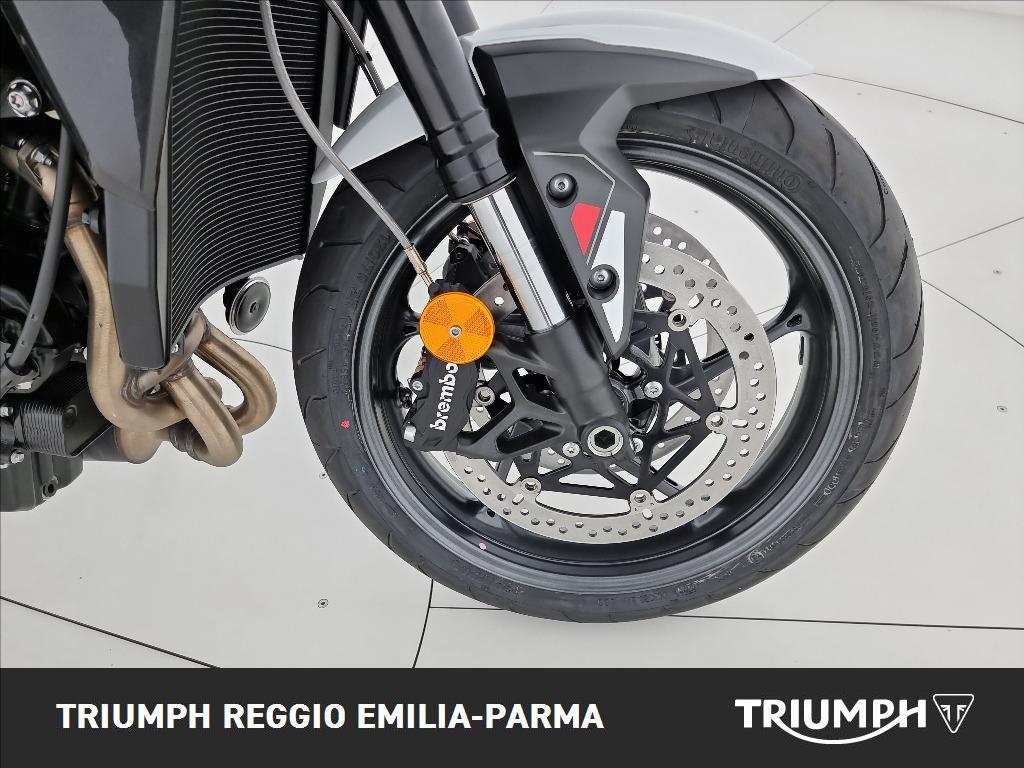 TRIUMPH Street Triple 765 R