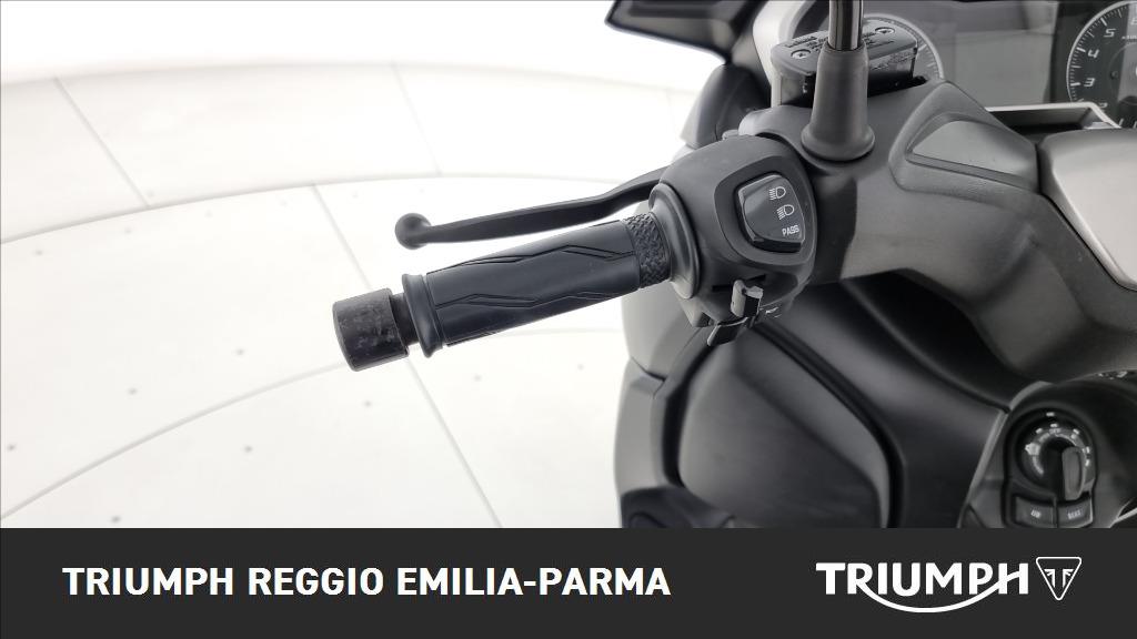 YAMAHA X-Max 300 Abs