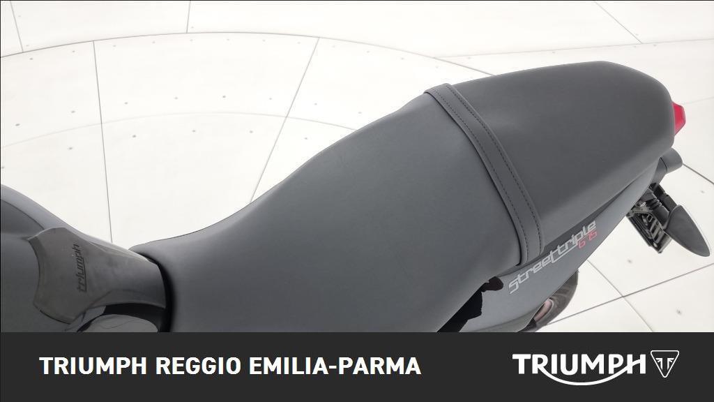 TRIUMPH Street Triple 675 R