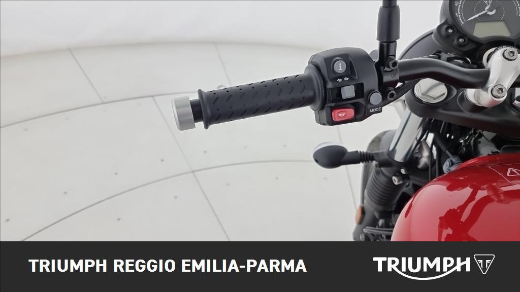 TRIUMPH Street Twin 900 