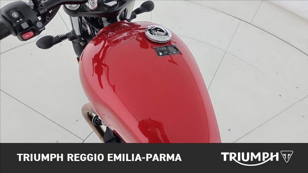 TRIUMPH Street Twin 900 