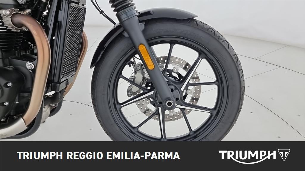 TRIUMPH Street Twin 900 