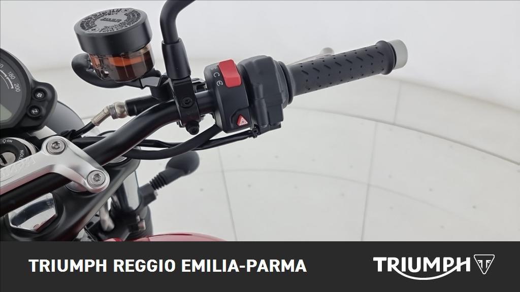 TRIUMPH Street Twin 900 