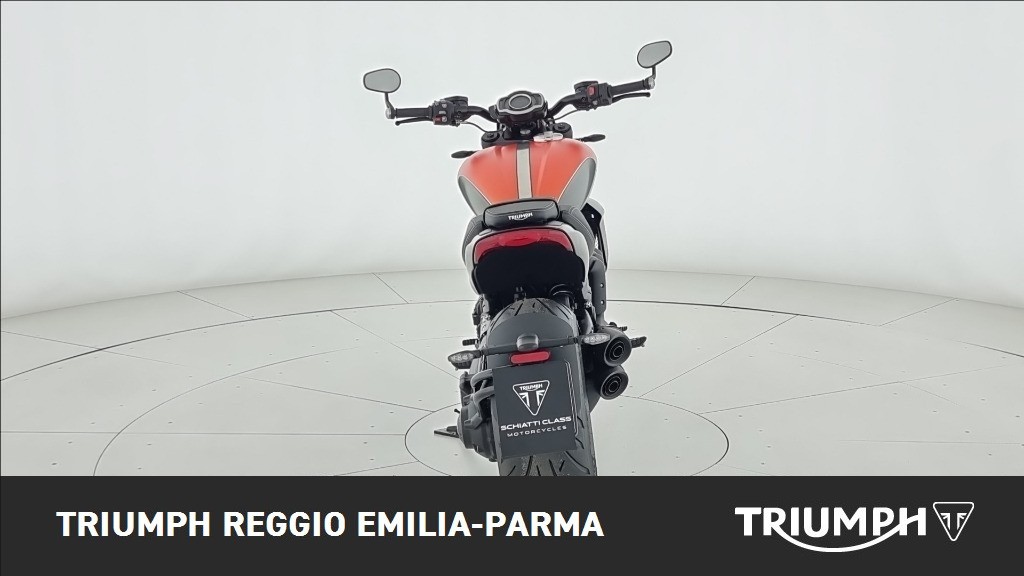 TRIUMPH Rocket III 2500 Storm R