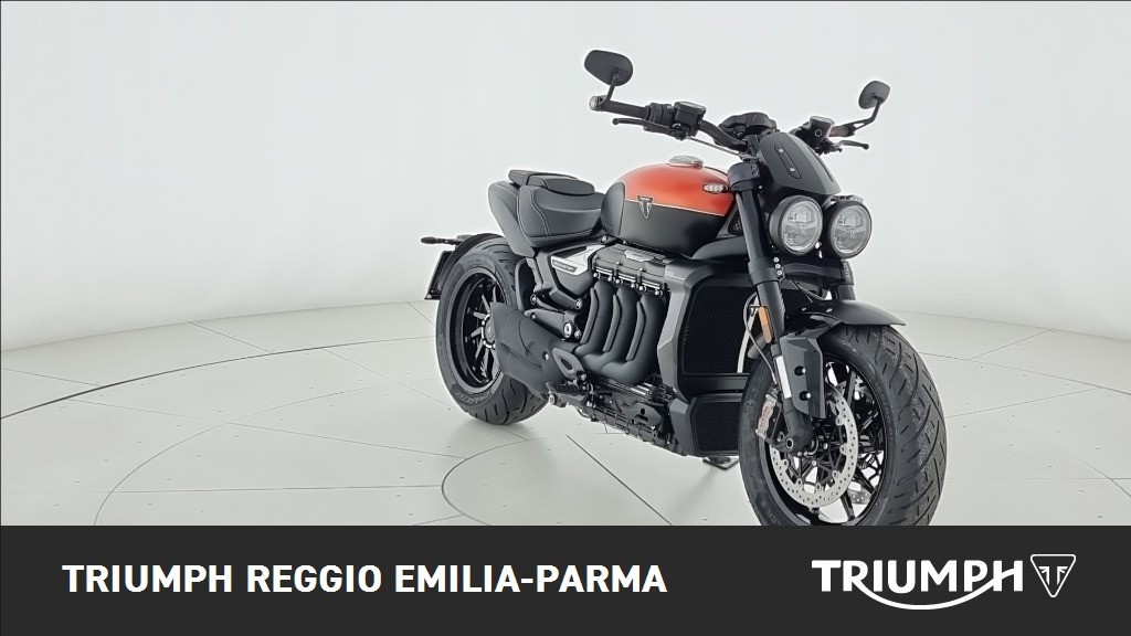 TRIUMPH Rocket III 2500 Storm R