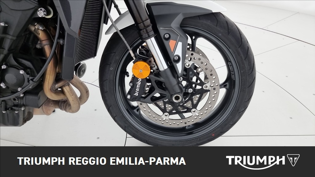 TRIUMPH Street Triple 765 R